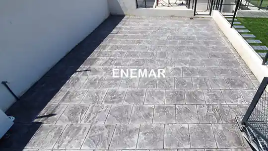 Hormigón impresoen el patio