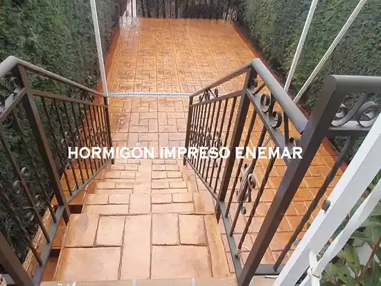 Instaladores de hormigón impreso en Illana